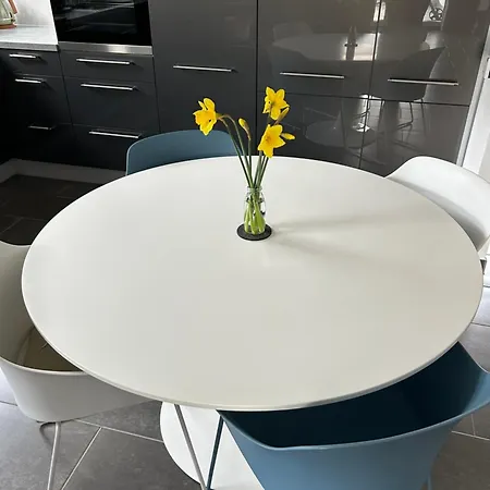 Cube - Mit Garten Und Terrasse In *